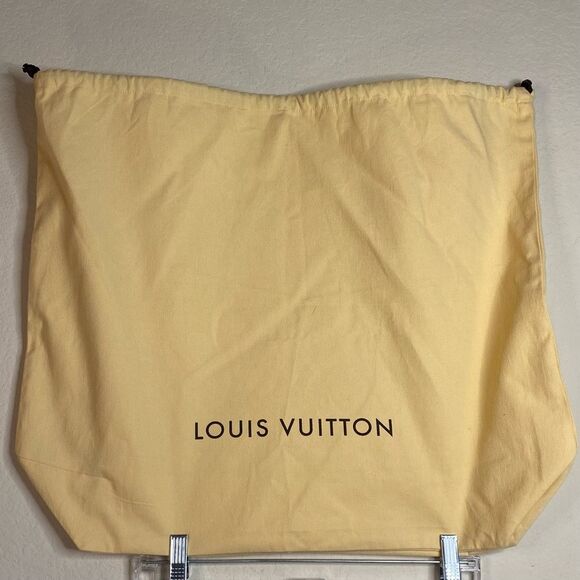 Louis Vuitton Large Drawstring Dust Bag 23 x 20 - Picture 3 of 8